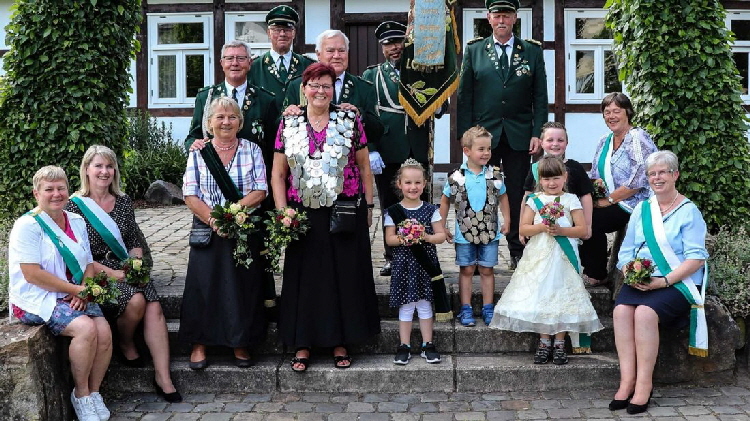 majestaetentreff-der-erwachsenen-und-kinder-mit-fa_201906091835_full